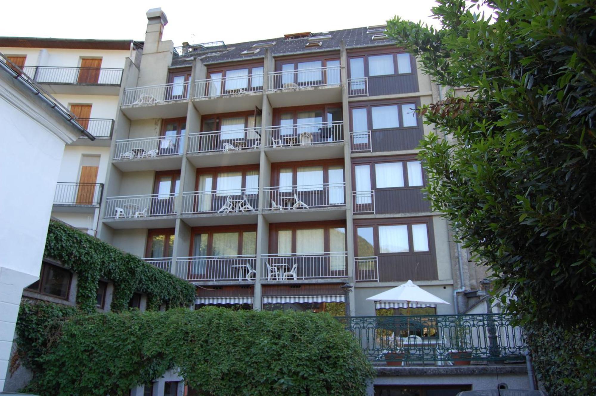 Hotel De Paris Bagnères-de-Luchon Pokoj fotografie